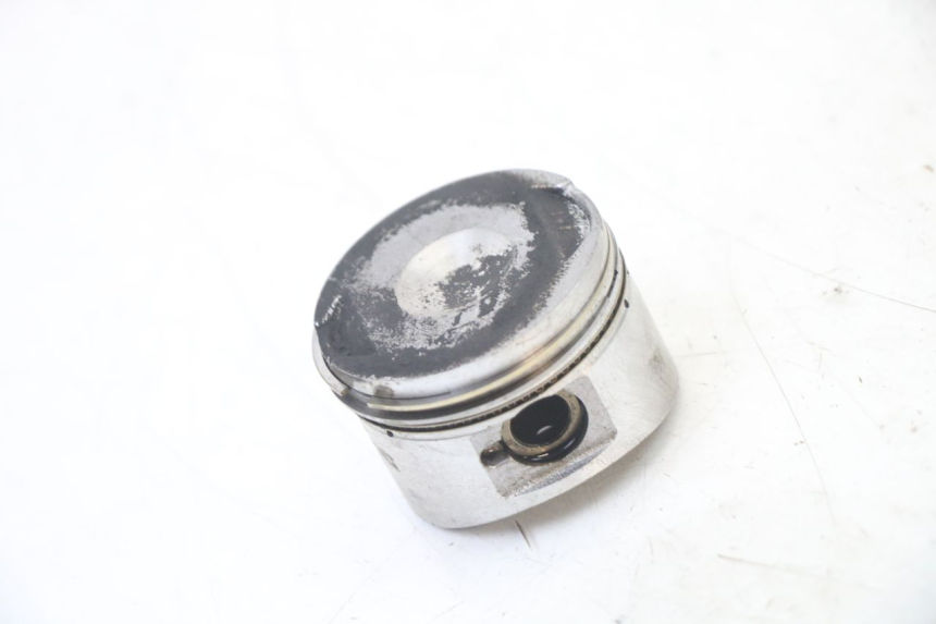 photo de ZYLINDER KOLBEN PEUGEOT VIVACITY 125 (2010 - 2017) - Details der Befestigungspunkte