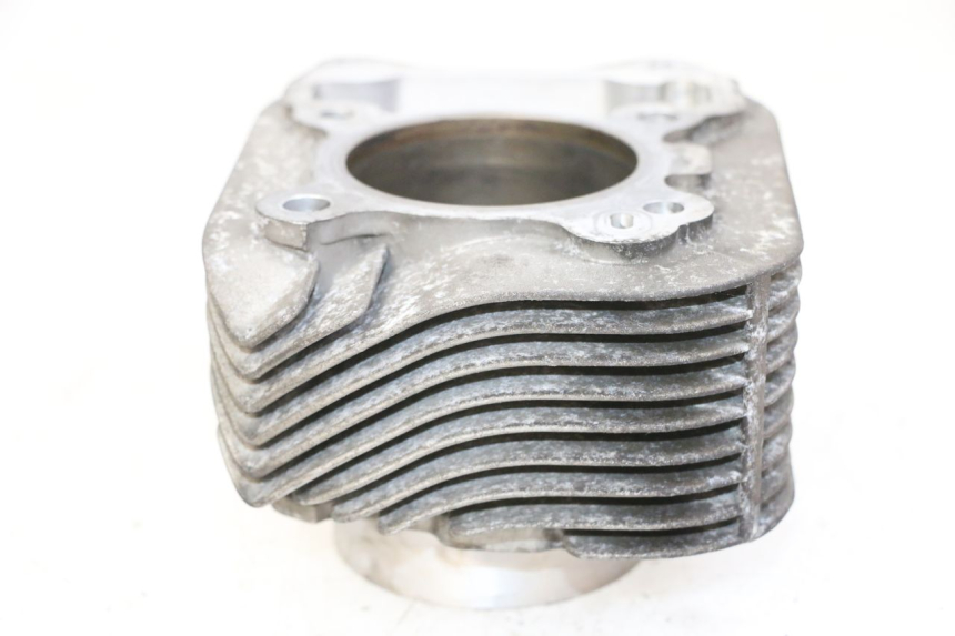 photo de ZYLINDER KOLBEN PIAGGIO VESPA LX 150 (2005 - 2013) - Charakteristische Merkmale