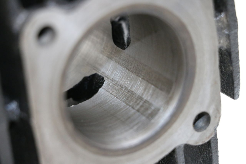 photo de ZYLINDER KOLBEN YAMAHA PW 80 (1983 - 2014) - Technische Nahaufnahme