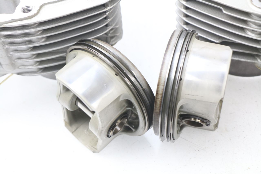 photo de ZYLINDER KOLBEN BMW R GS 1150 (1999 - 2004) - Alternativer Blickwinkel
