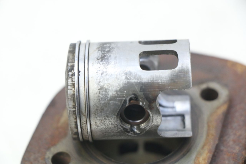 photo de ZYLINDER KOLBEN RIDE RACE GT 2T 50 (2012 - 2017) - Zoom auf Komponenten