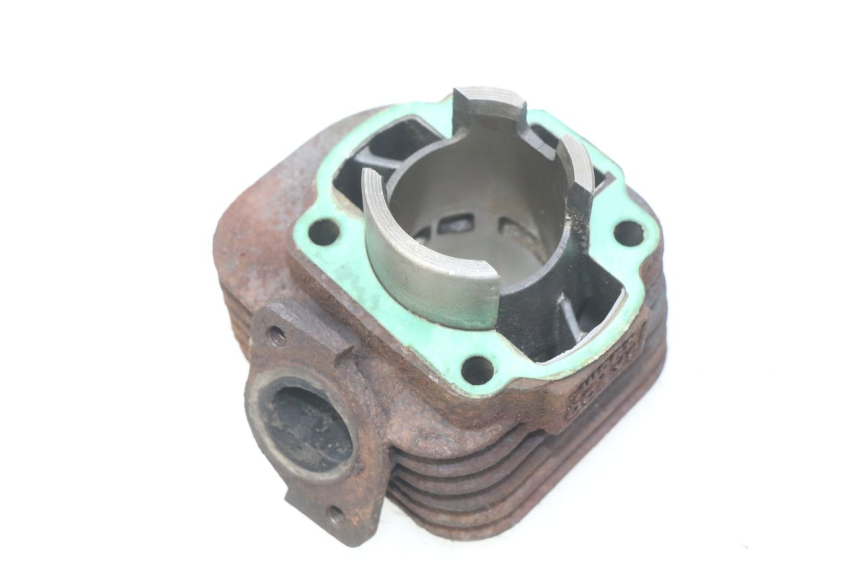 photo de ZYLINDER KOLBEN RIDE RACE GT 2T 50 (2012 - 2017) - Details der Befestigungspunkte