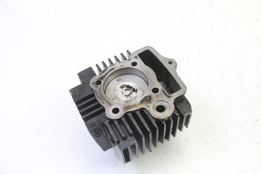 photo de ZYLINDER KOLBEN APOLLO RFZ 125 - Alternative Perspektive