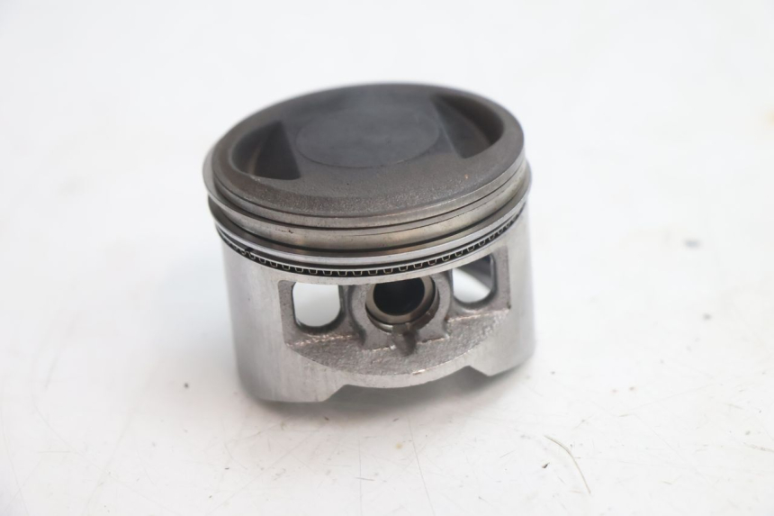 photo de ZYLINDER KOLBEN APOLLO RFZ 140 - Detaillierte Sichtprüfung