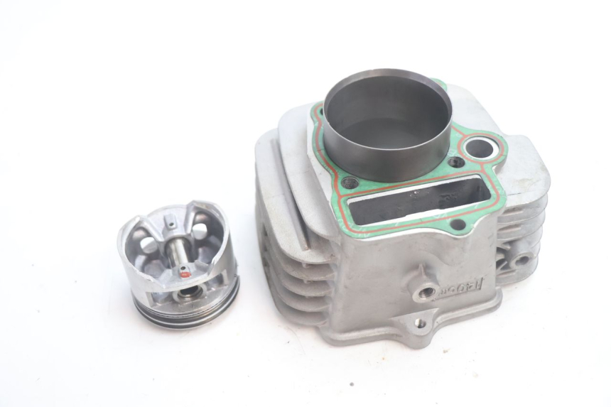 photo de ZYLINDER KOLBEN APOLLO RFZ 140 - Oberflächenzustand und Material