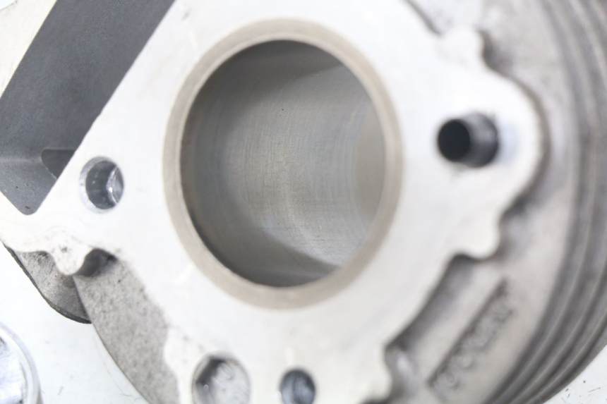 photo de ZYLINDER KOLBEN TNT MOTOR ROMA 10' 4T 50 (2007 - 2018) - Alternative Perspektive