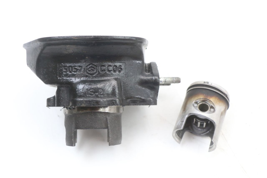 photo de ZYLINDER KOLBEN GILERA RUNNER SP 50 (2009 - 2017) - Zoom auf Gebrauchszustand