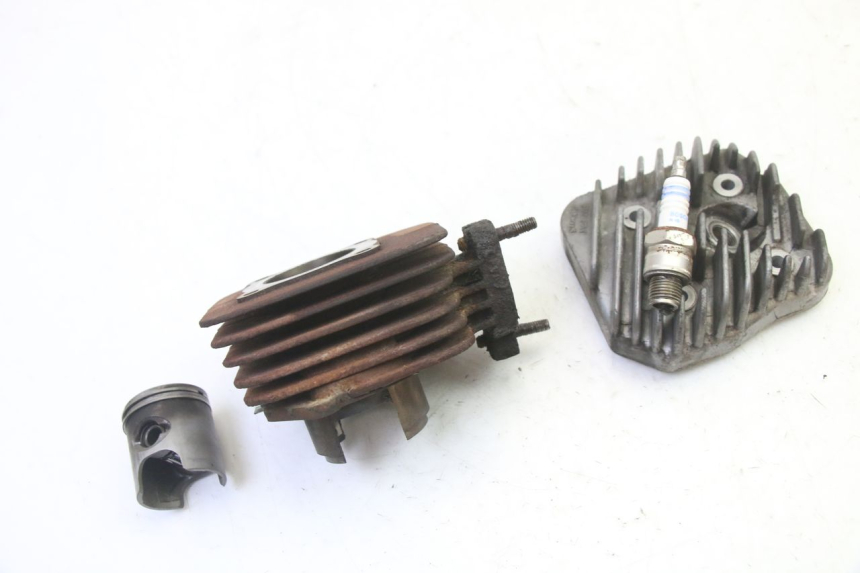 photo de ZYLINDER KOLBEN PEUGEOT SPEEDFIGHT 3 AIR 50 (2009 - 2015) - Alternative Perspektive