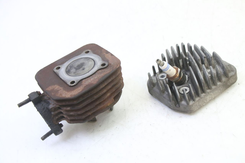 photo de ZYLINDER KOLBEN PEUGEOT SPEEDFIGHT 3 AIR 50 (2009 - 2015) - Technische Nahaufnahme