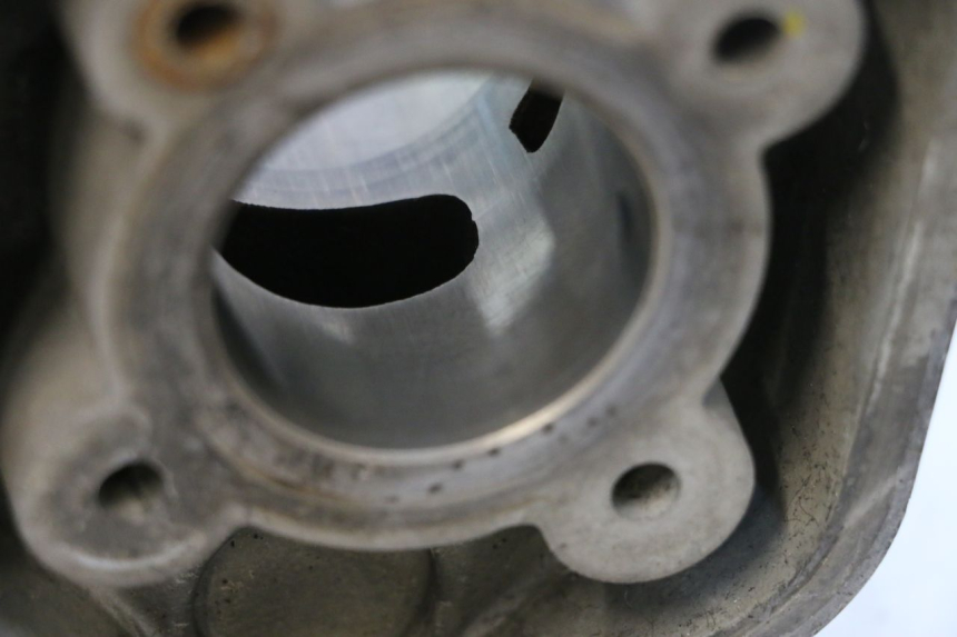 photo de ZYLINDER KOLBEN PEUGEOT SPEEDFIGHT LC 50 (1996 - 2002) - Technische Nahaufnahme