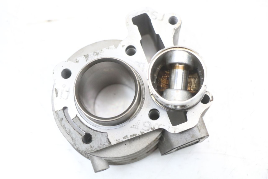 photo de Zylinder Kolben JM MOTORS SUNNY 50 (2017 - 2020) - Details der Befestigungspunkte