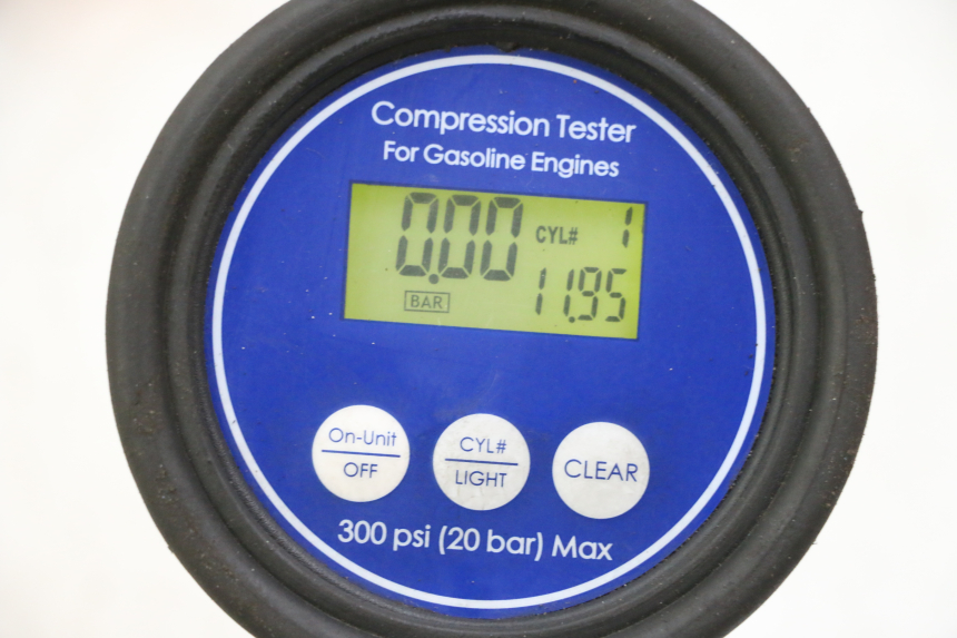 photo de ZYLINDER KOLBEN SUZUKI BURGMAN 125 (2015 - 2017) - Fokus auf die Struktur