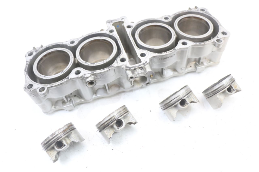 photo de ZYLINDER KOLBEN SUZUKI GSX F GSXF 650 (2007 - 2015) - Hauptansicht