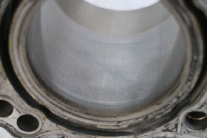 photo de ZYLINDER KOLBEN SUZUKI SV S 650 (1999 - 2002) - Gesamtansicht des Produkts