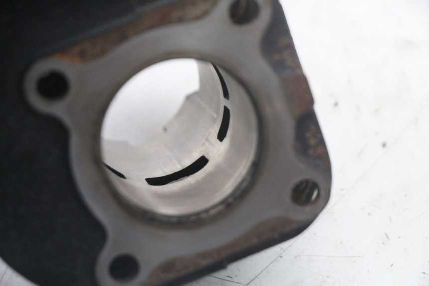 photo de ZYLINDER KOLBEN TNT MOTOR ROMA 10' 2T 50 (2011 - 2018) - Hochauflösende Nahaufnahme