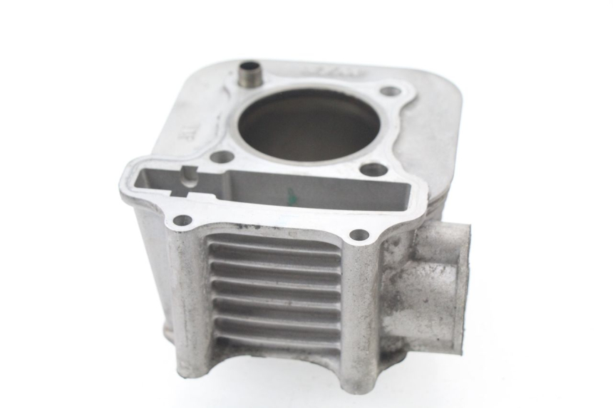 photo de ZYLINDER KOLBEN SYM TONIK 125 (2010 - 2014) - Details der Befestigungspunkte