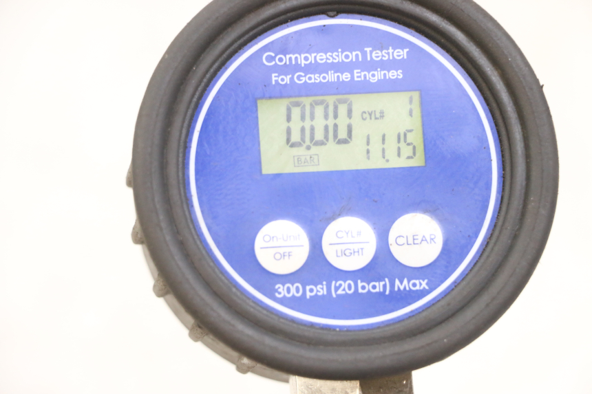 photo de ZYLINDER KOLBEN HONDA TRX 300 (1988 - 2000) - Detaillierte Sichtprüfung