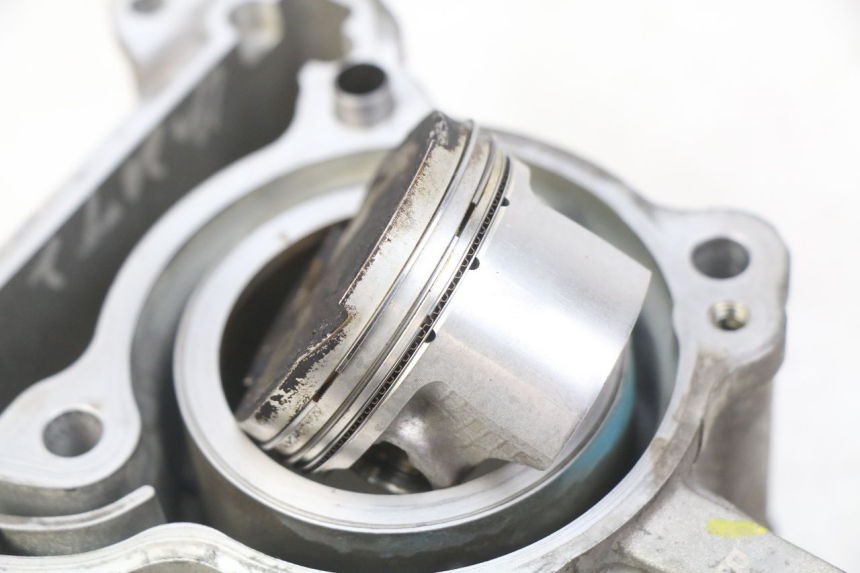 photo de ZYLINDER KOLBEN PIAGGIO VESPA GTS IGET ABS 125 (2017 - 2023) - Charakteristische Merkmale