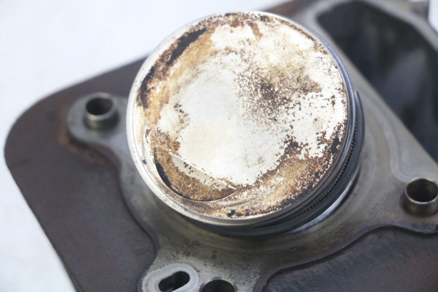 photo de ZYLINDER KOLBEN PIAGGIO VESPA LXV 125 (2006 - 2009) - Weitere Ansicht des Artikels