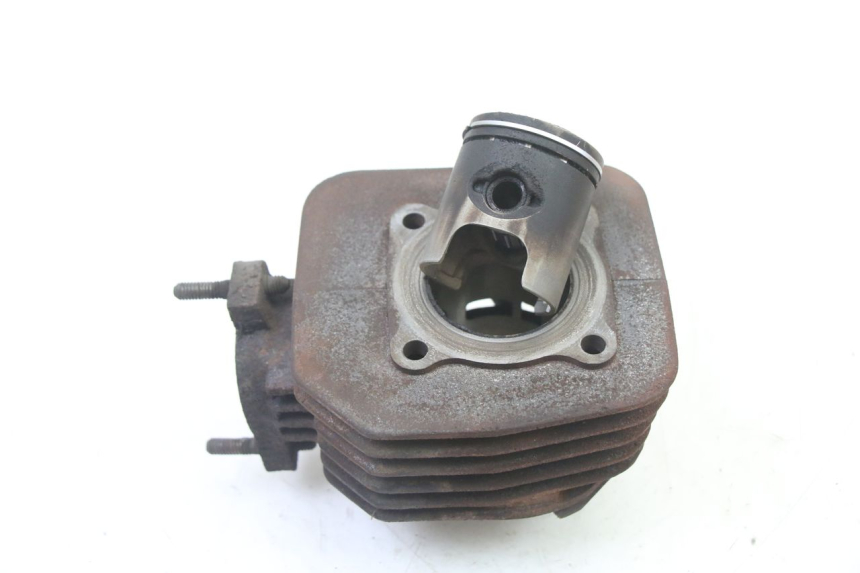 photo de ZYLINDER KOLBEN PEUGEOT VIVACITY NEW 2T 50 (2008 - 2017) - Hauptansicht