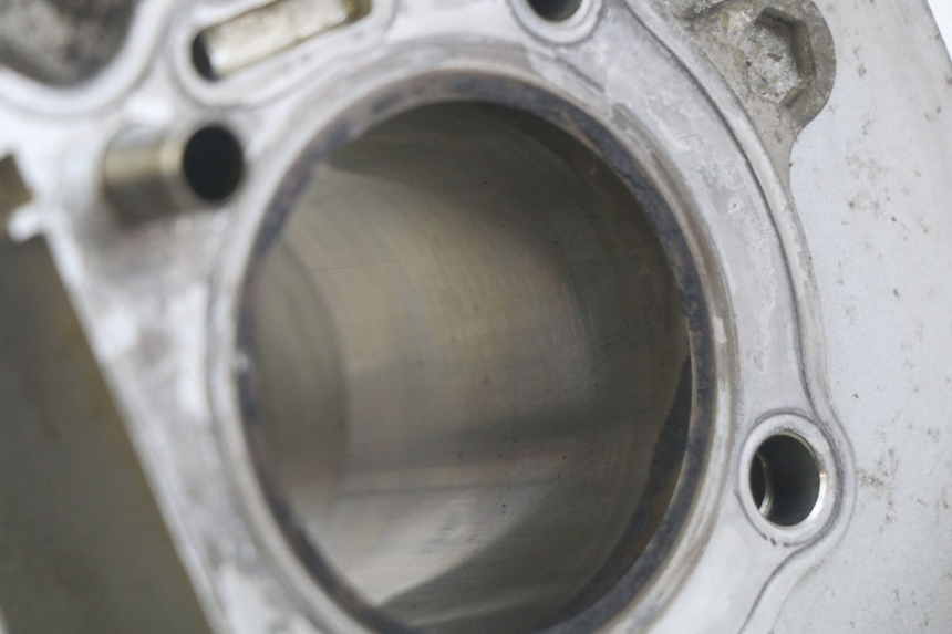 photo de ZYLINDER KOLBEN DAELIM VJ ROADWIN FI 125 (2008 - 2017) - Details der Befestigungspunkte