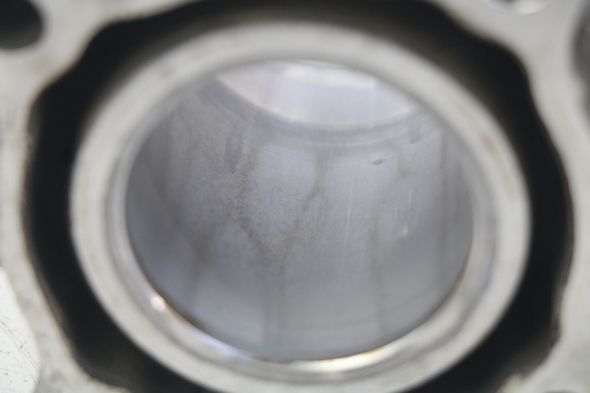 photo de ZYLINDER KOLBEN YAMAHA XMAX X-MAX 125 (2006 - 2009) - Kennzeichnungen und Originalreferenzen