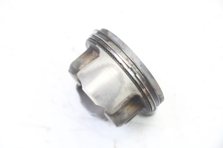 photo de ZYLINDER KOLBEN YAMAHA X-MAX XMAX 125 (2010 - 2013) - Oberflächenzustand und Material