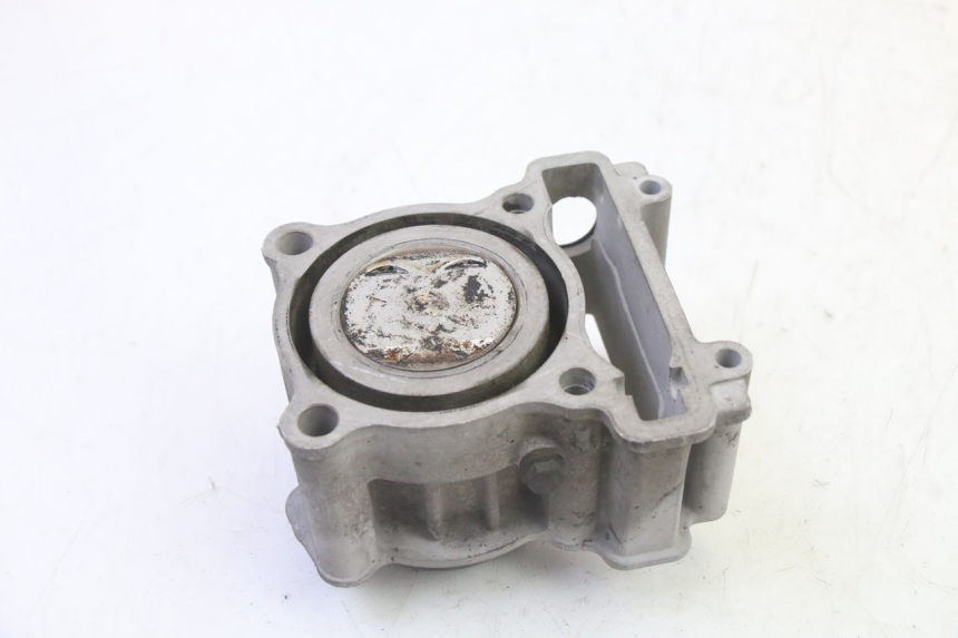 photo de ZYLINDER KOLBEN YAMAHA X-MAX XMAX 125 (2010 - 2013) - Alternative Perspektive