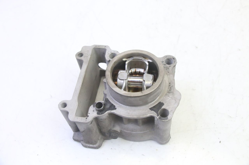 photo de ZYLINDER KOLBEN YAMAHA X-MAX XMAX 125 (2010 - 2013) - Technische Nahaufnahme