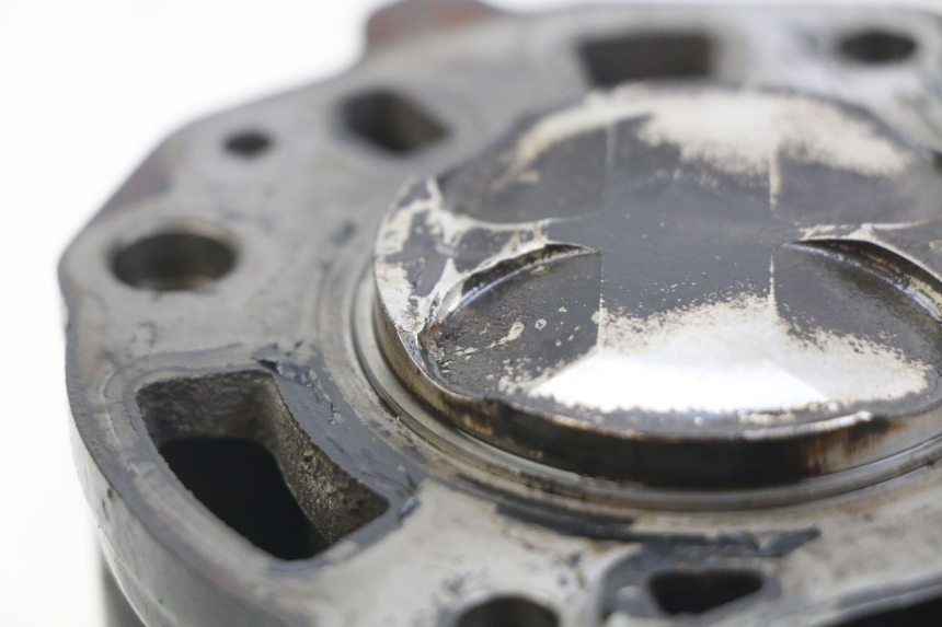 photo de ZYLINDER KOLBEN PIAGGIO X8 125 (2004 - 2007) - Zoom auf Gebrauchszustand