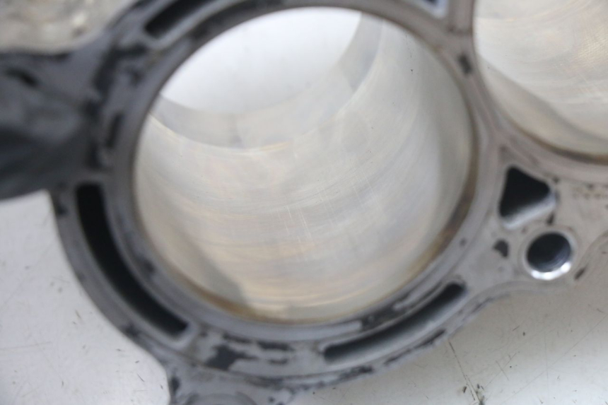 photo de ZYLINDER KOLBEN YAMAHA YP T-MAX TMAX 530 (2017 - 2020) - Ergänzendes Produktfoto