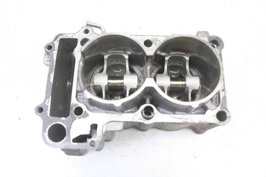 photo de ZYLINDER KOLBEN YAMAHA YP T-MAX TMAX 530 (2017 - 2020) - Technische Nahaufnahme