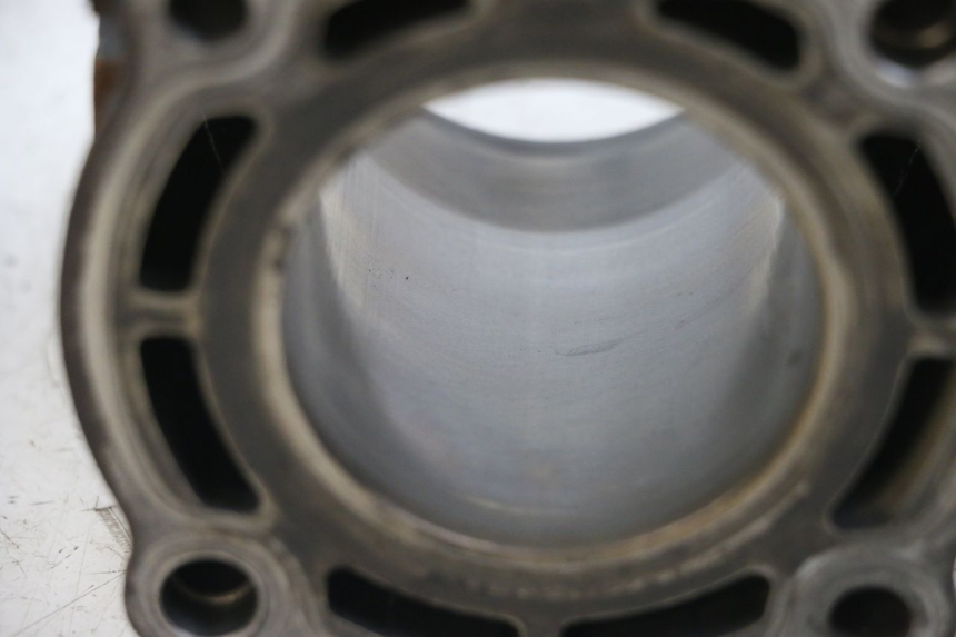 photo de ZYLINDER KOLBEN YAMAHA YP MAJESTY 125 (2002 - 2006) - Technische Nahaufnahme