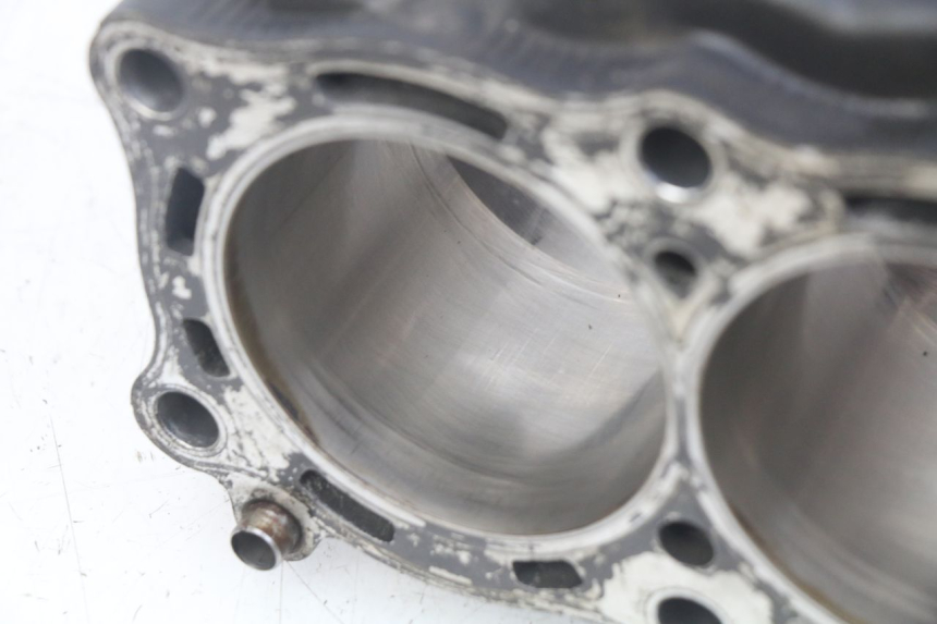 photo de ZYLINDER KOLBEN YAMAHA YZF R1 1000 (2007 - 2008) - Detaillierte Sichtprüfung