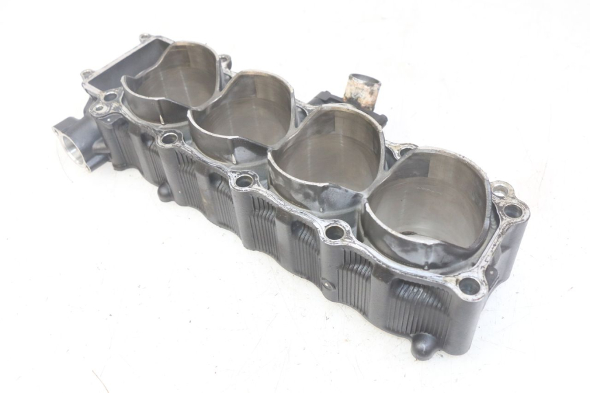 photo de ZYLINDER KOLBEN YAMAHA YZF R1 1000 (2007 - 2008) - Oberflächenzustand und Material