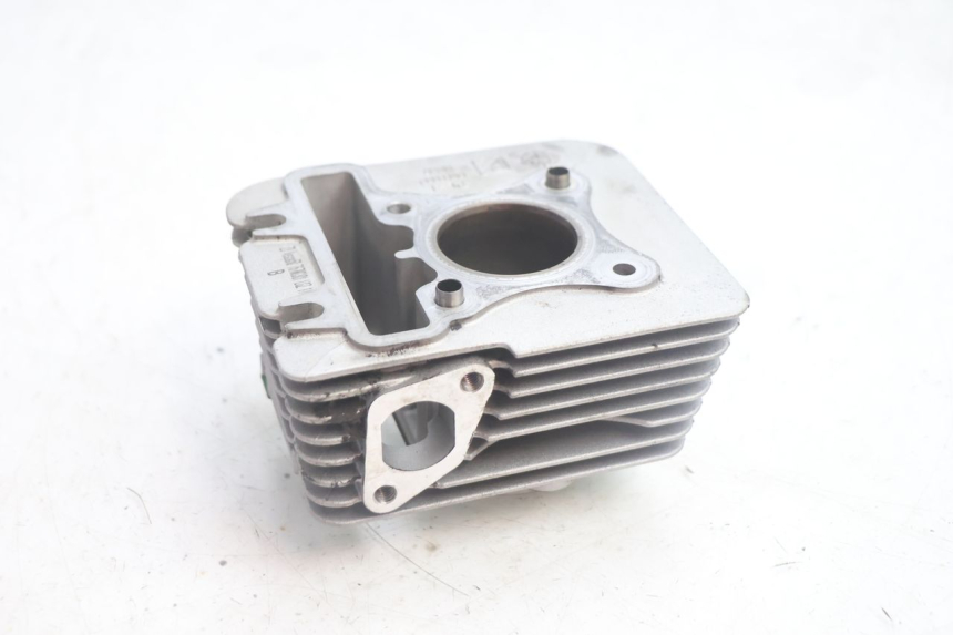 photo de ZYLINDER KOLBEN PIAGGIO ZIP IGET 4T 50 (2021 - 2023) - Oberflächenzustand und Material