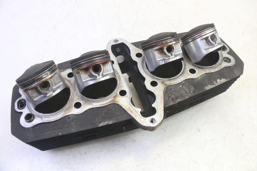 photo de ZYLINDER KOLBEN KAWASAKI ZR 7 750 (1999 - 2004) - Hauptansicht