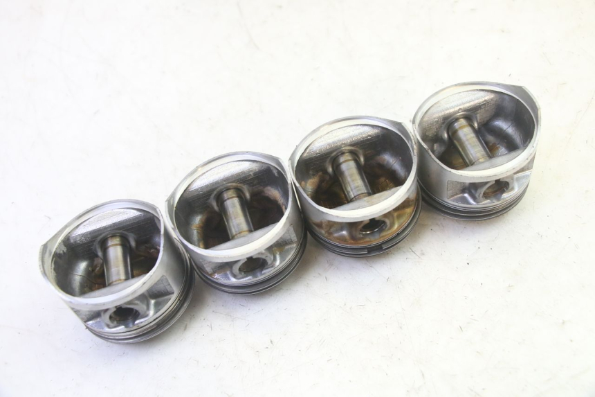 photo de ZYLINDER KOLBEN KAWASAKI ZR 7 750 (1999 - 2004) - Hauptansicht