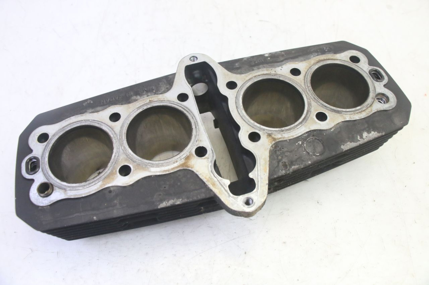 photo de ZYLINDER KOLBEN KAWASAKI ZR 7 750 (1999 - 2004) - Oberflächenzustand und Material