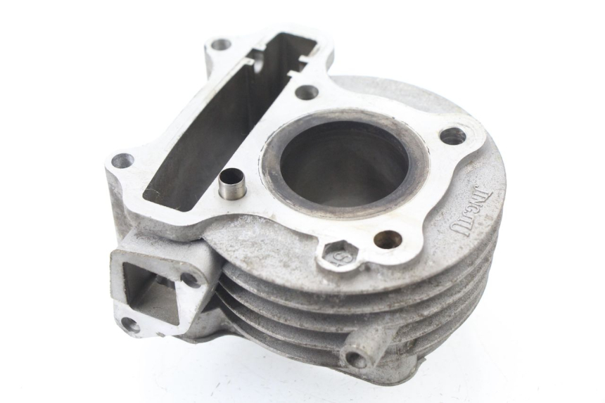 photo de ZYLINDER BAOTIAN TRAVEL SPIRIT 50 (2010 - 2012) - Hauptansicht