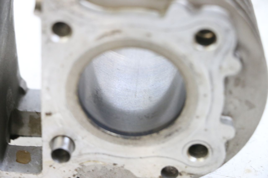 photo de ZYLINDER PEUGEOT V-CLIC VCLIC 50 (2007 - 2013) - Zoom auf Gebrauchszustand