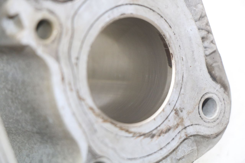 photo de ZYLINDER PEUGEOT VIVACITY NEW 4T 50 (2008 - 2017) - Details der Befestigungspunkte