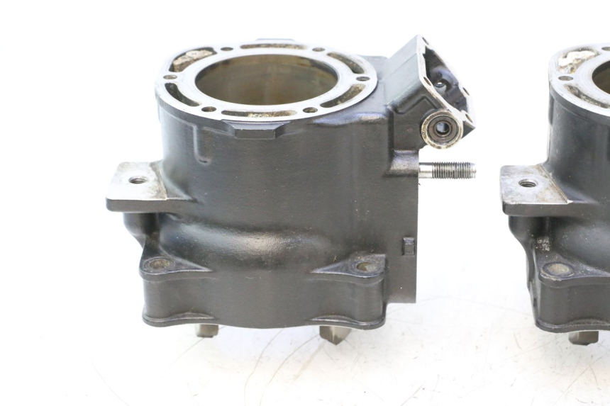 photo de ZYLINDER YAMAHA WAVE RUNNER GP R 1200 (2000 - 2003) - Oberflächenzustand und Material