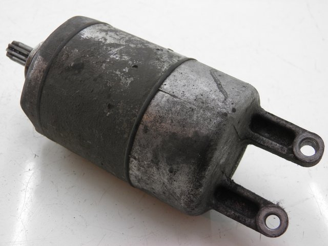 photo de ANLASSER APRILIA LEONARDO ST 250 (2002 - 2005) - Detailansicht des Bauteils