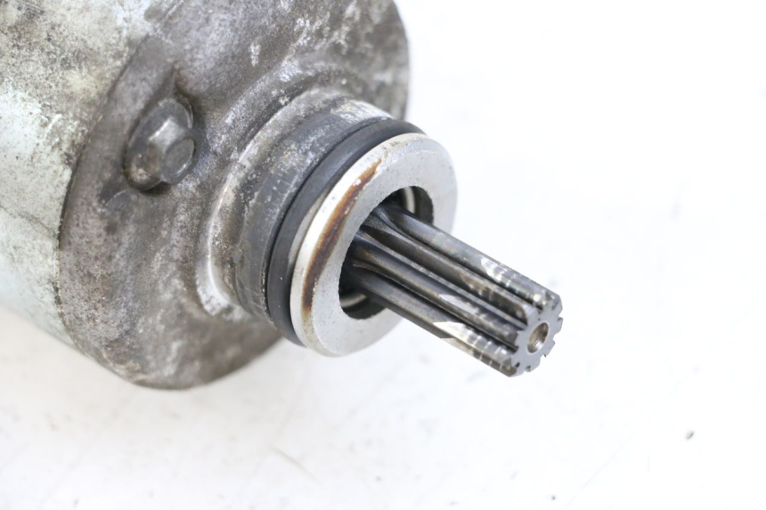 photo de STARTER SUZUKI BURGMAN 125 (2007 - 2014) - Detailansicht des Bauteils