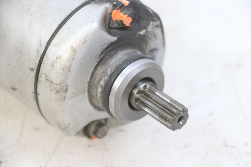 photo de ANLASSER HONDA CBF 500 (2004 - 2007) - Details der Befestigungspunkte