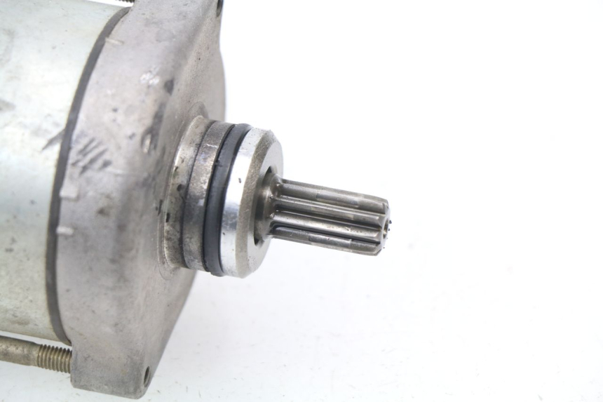 photo de ANLASSER HONDA CBR 929 RR FIREBLADE 900 (2000 - 2001) - Zoom auf Gebrauchszustand