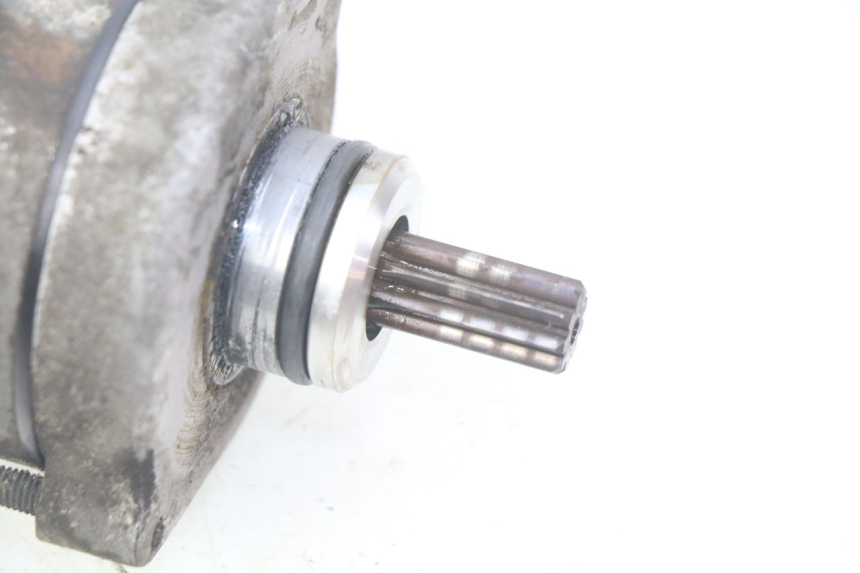 photo de STARTER PEUGEOT GEOPOLIS 400 (2007 - 2013) - Zoom auf Gebrauchszustand