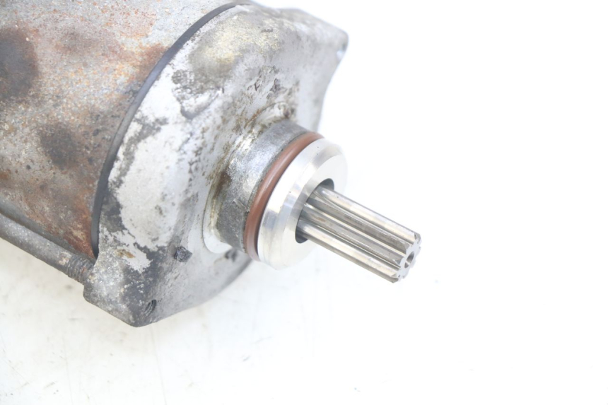 photo de STARTER GILERA GP 800 (2007 - 2013) - Alternative Perspektive