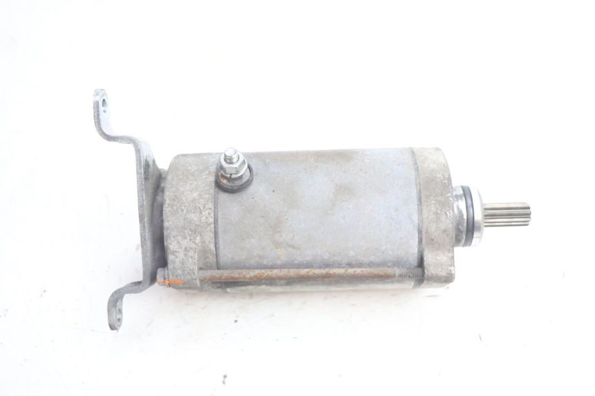 photo de STARTER GILERA GP 800 (2007 - 2013) - Alternative Perspektive